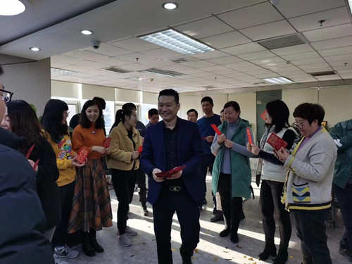 九游娱乐Nineame官方网站體育集團(tuán)發(fā)紅包 九游娱乐Nineame官方网站體育集團(tuán)發(fā)紅包